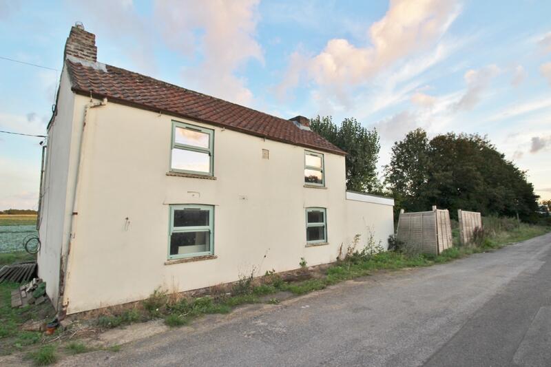 Main image of property: Saltney Gate , Saracens Head, Lincolnshire