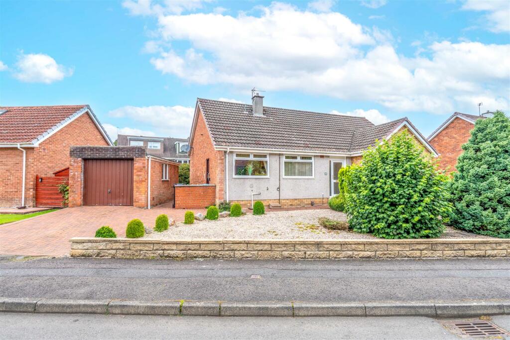 2 bedroom detached bungalow for sale in Hillfoot Avenue, Wishaw, ML2