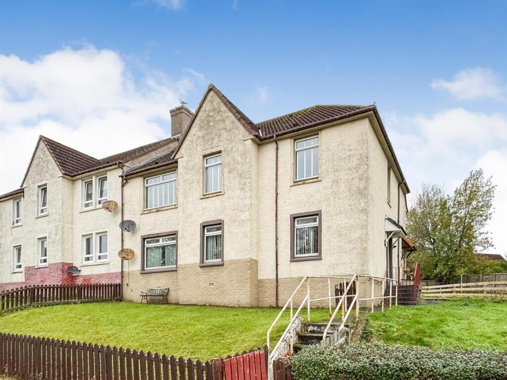 3 bedroom flat
