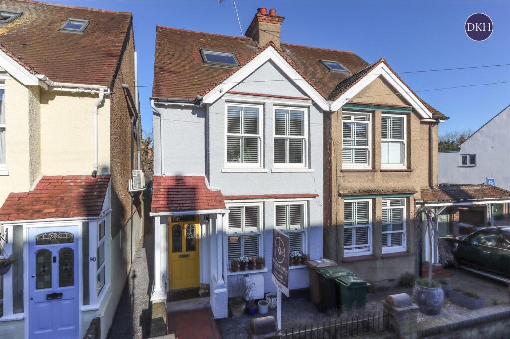 4 bedroom semidetached house for sale in Ebury Road, Rickmansworth, WD3