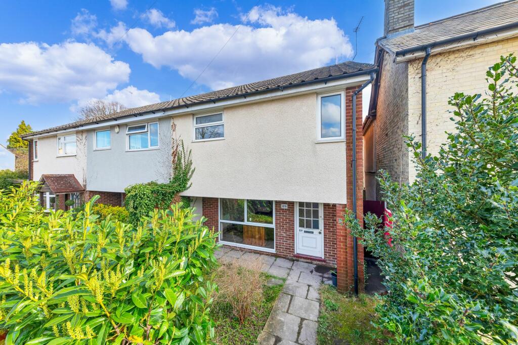 3 bedroom end of terrace house for sale in High Street, Melbourn, SG8
