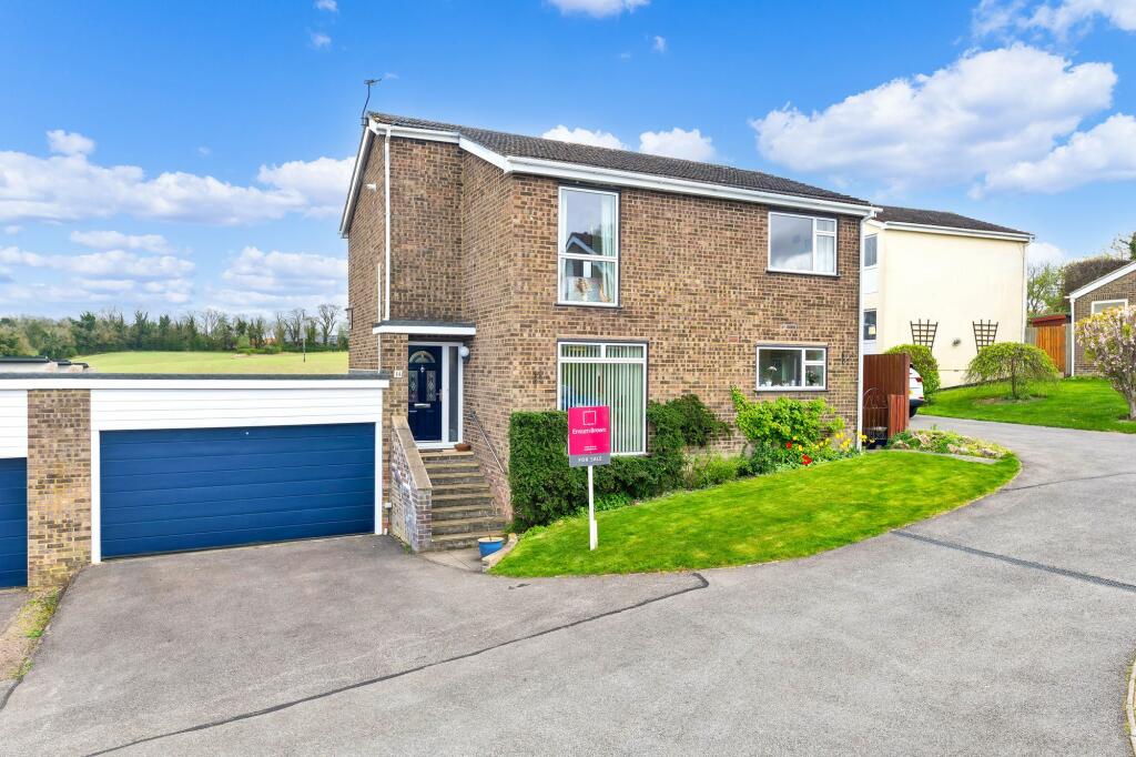 4 bedroom detached house for sale in Fordham Road, Royston, SG8