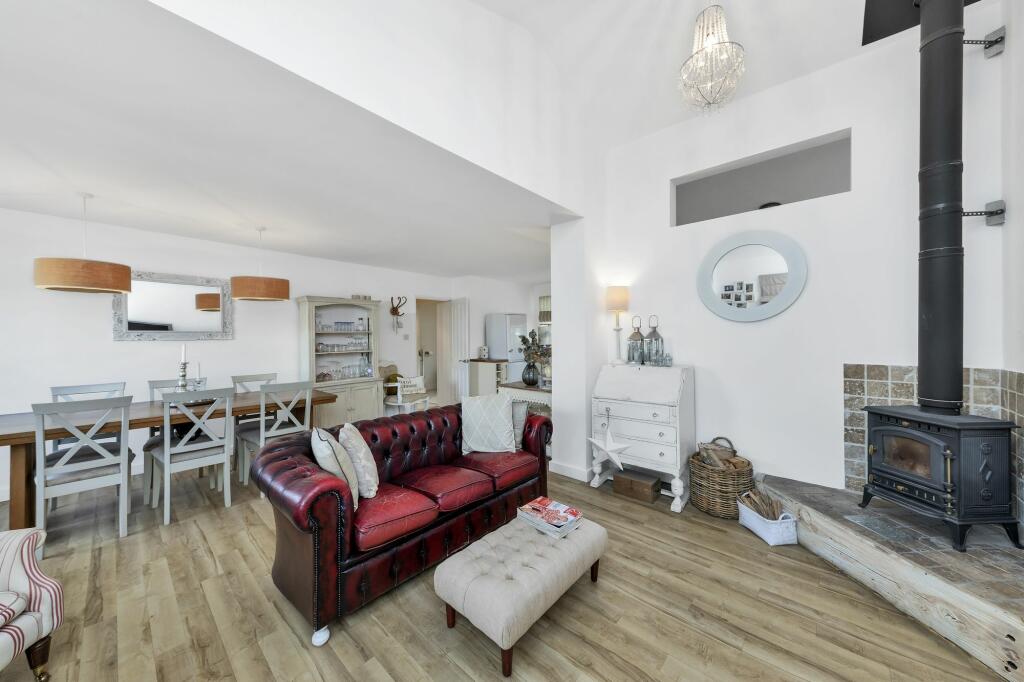 Additional property image - Bendyshe Way, Barrington, CB22