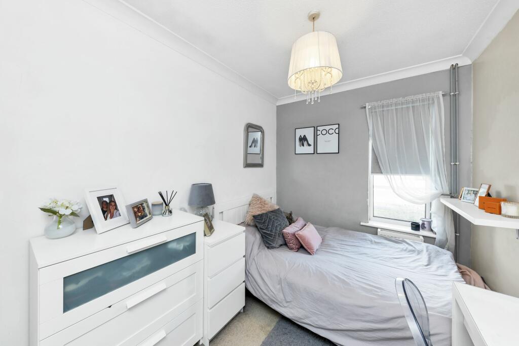 Additional property image - Bendyshe Way, Barrington, CB22