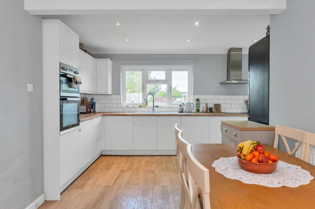 Additional property image - Bendyshe Way, Barrington, CB22