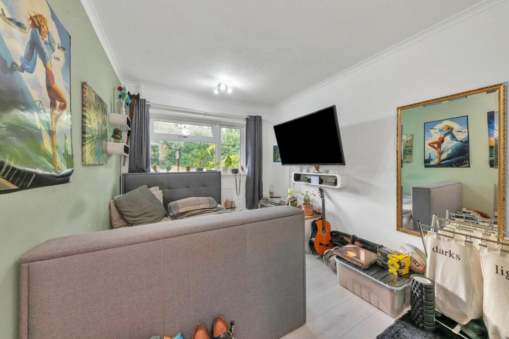 Additional property image - Bendyshe Way, Barrington, CB22