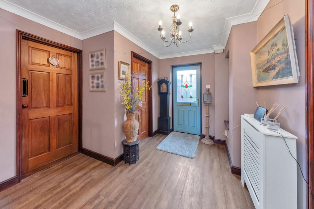 Additional property image - Joscelynes, Stapleford, CB22