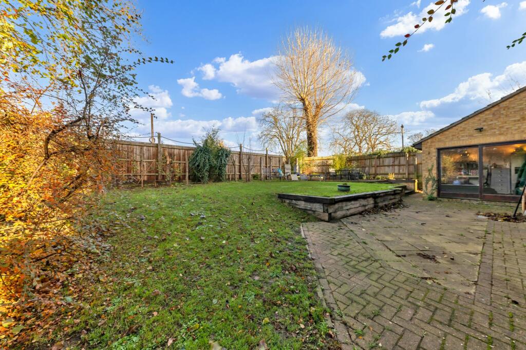 Additional property image - Joscelynes, Stapleford, CB22