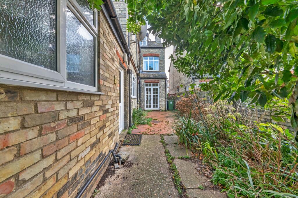 Additional property image - St. Barnabas Road, Cambridge, CB1