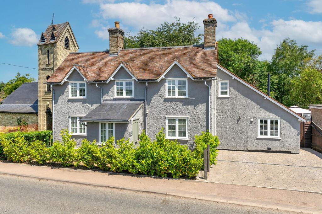Main image of property: Chapel Cottage, Pipers Close, Fowlmere, SG8