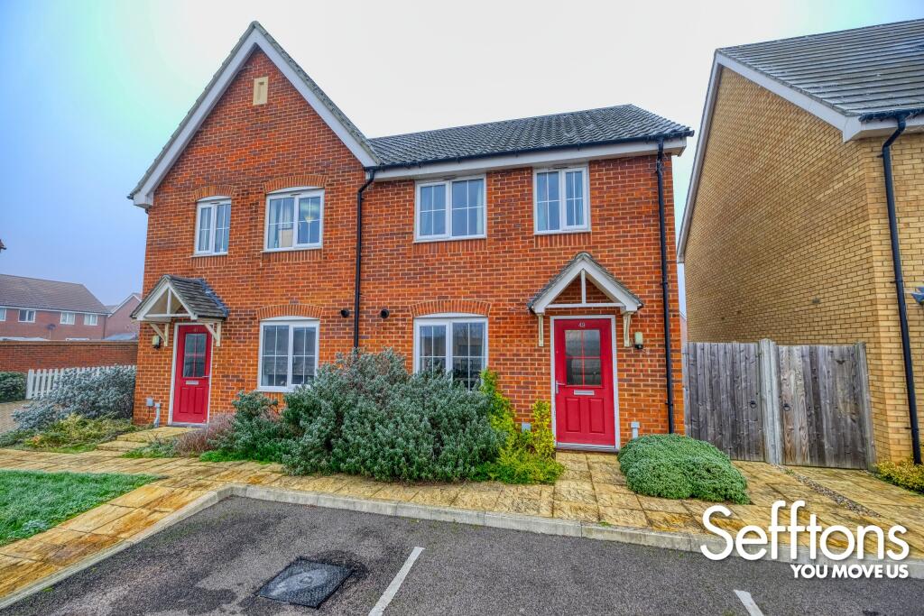 2 bedroom semidetached house for sale in Colossus Way, Costessey, NR5