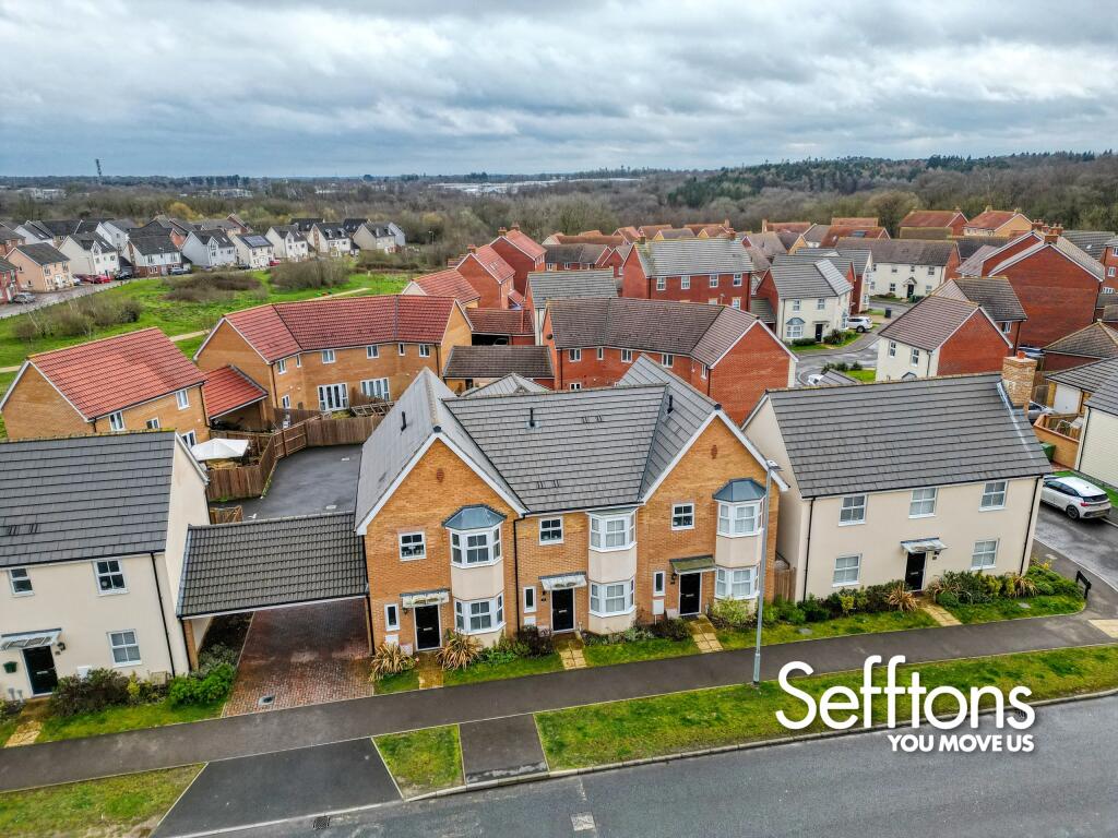 3 bedroom terraced house for sale in Fairway, Queens Hill, Norwich, NR8., NR8