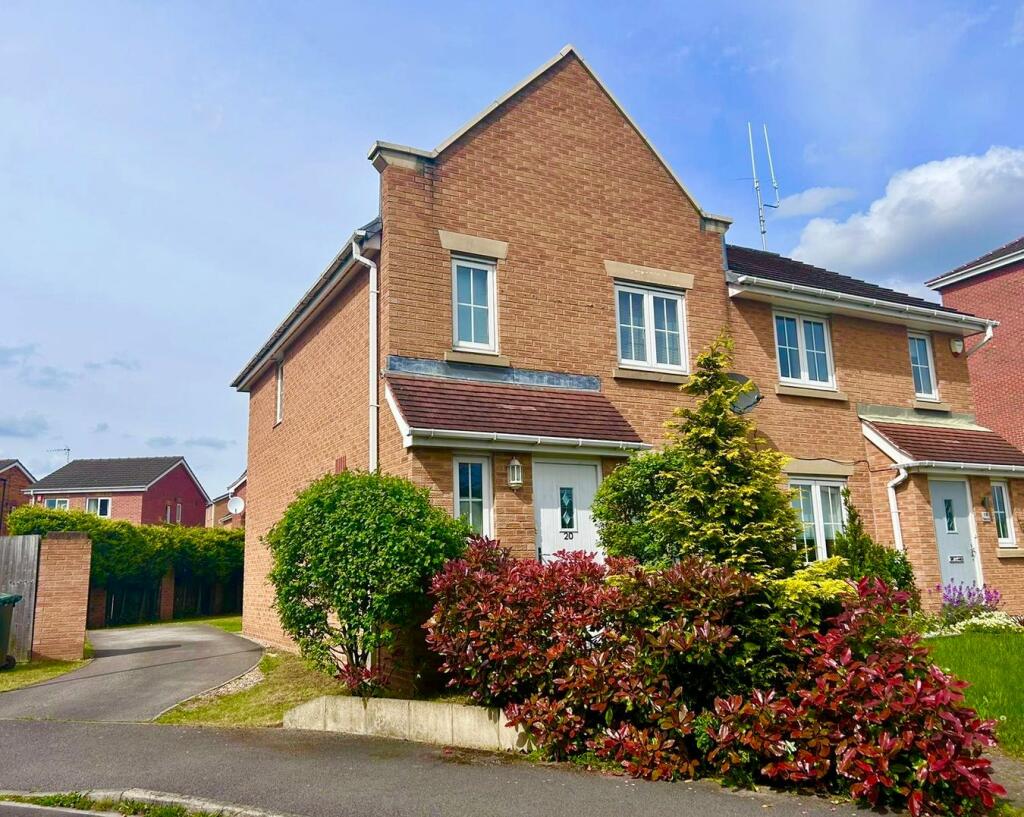 3 bedroom semidetached house for sale in Wakelam Drive, Armthorpe