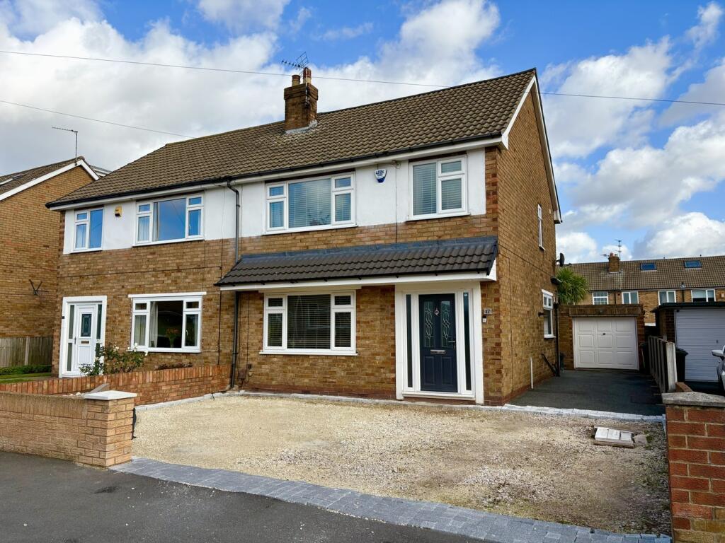 Main image of property: Linkswood Avenue, Doncaster, DN2