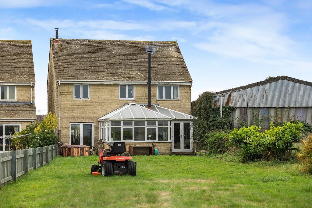 Main image of property: Fox Close, Hawkesbury Upton, South Gloucestershire, GL9 1EQ