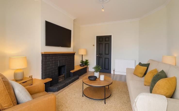 Main image of property: Oakleigh Park Drive, Leigh-On-Sea