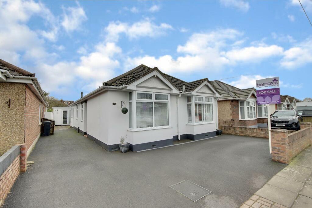 4 bedroom bungalow for sale in Homefield Road, Portsmouth, PO6
