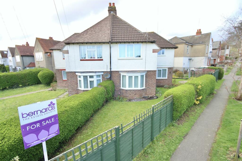 3 bedroom semi-detached house for sale in Medina Road, Portsmouth, PO6
