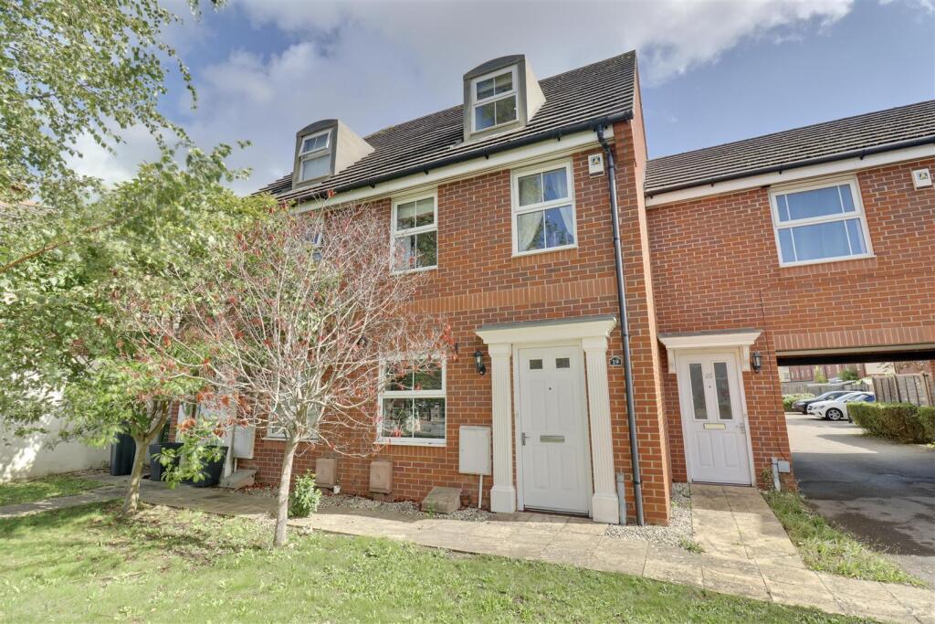 Main image of property: Dovercourt Road, Portsmouth