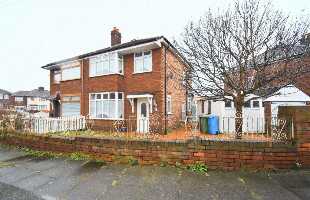 3 bedroom semidetached house for sale in Claremont Drive, Widnes, WA8