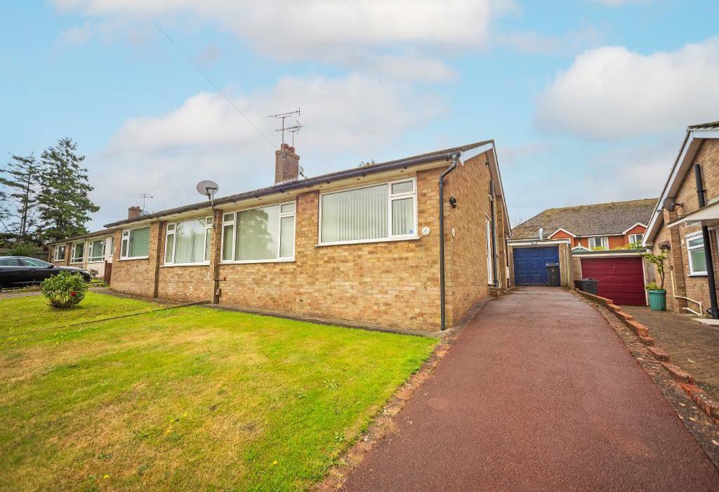 2 bedroom semidetached house for sale in Holmlea, Willesborough