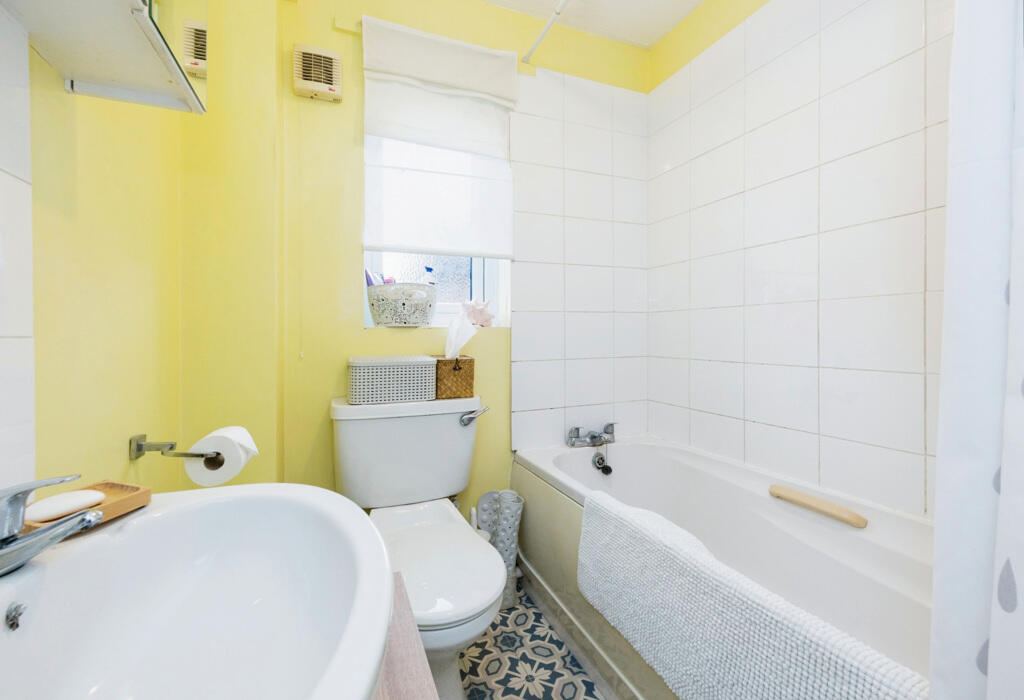 Additional property image - Ashdown Field, Shalmsford Street, Canterbury, Kent, CT4 7QS