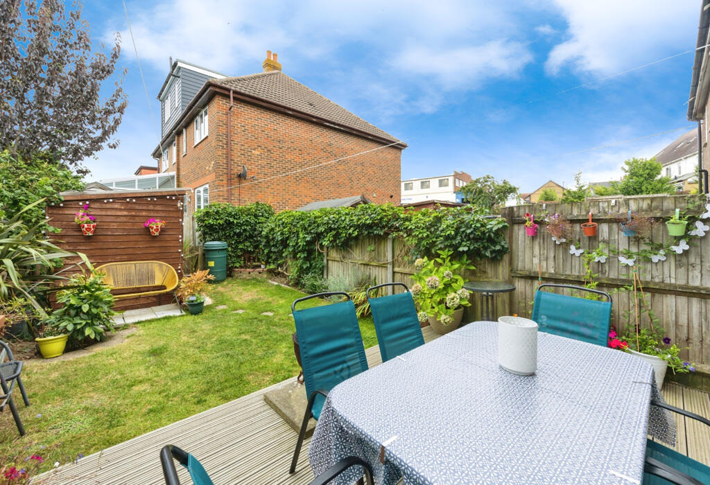 Additional property image - Ashdown Field, Shalmsford Street, Canterbury, Kent, CT4 7QS