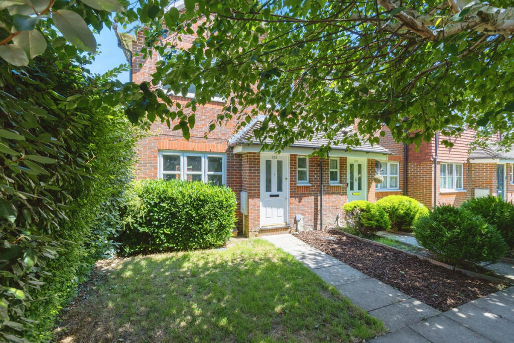 Main image of property: Hythe Road, Ashford, TN24 0