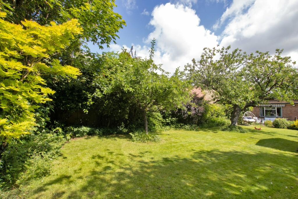 Additional property image - Downs Road, Istead Rise, Gravesend, Kent, DA13