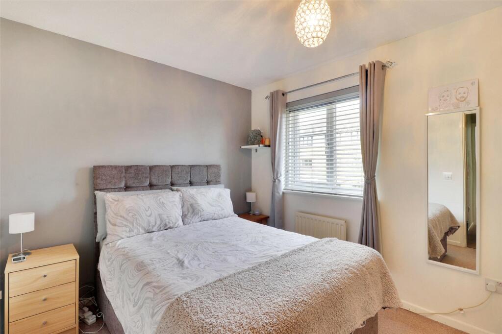 Additional property image - Louvain Road, Greenhithe, Kent, DA9