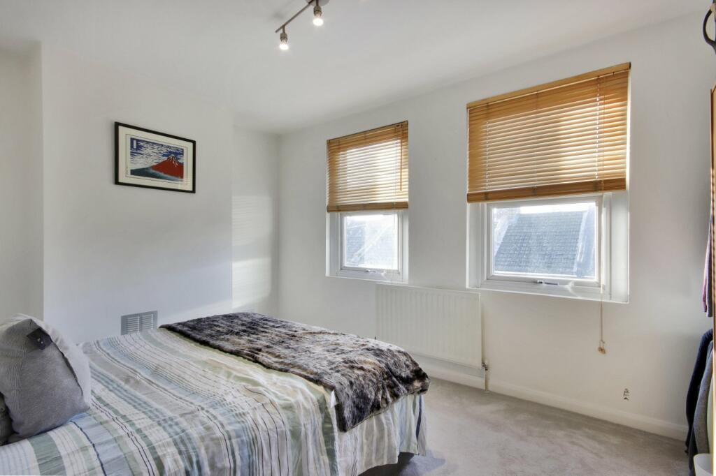 Additional property image - Mount Pleasant Road, Dartford, Kent, DA1
