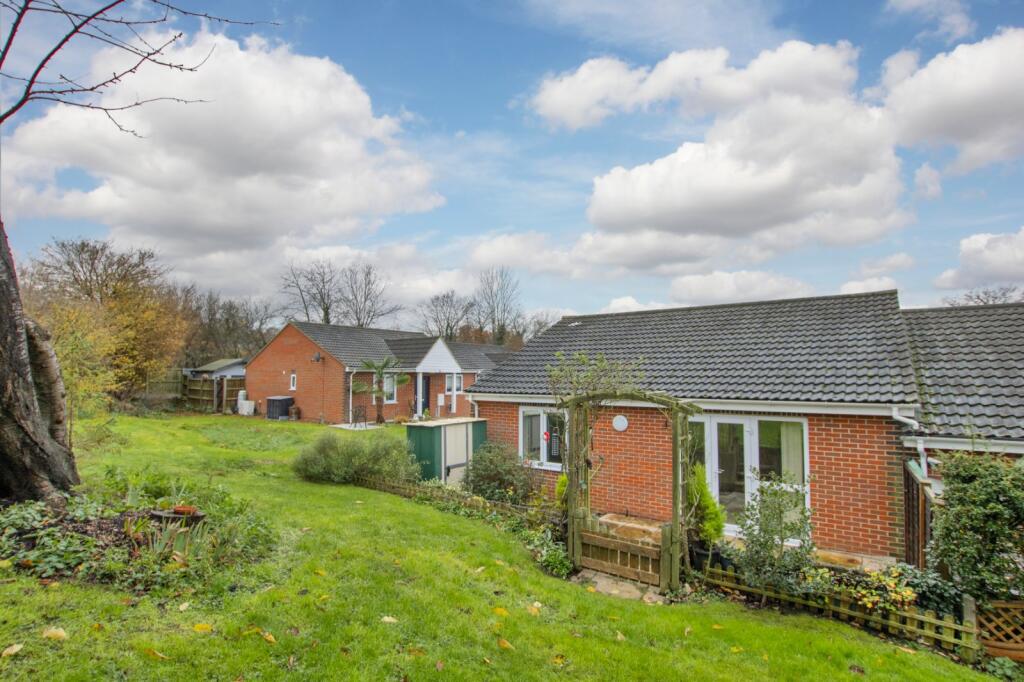 Additional property image - Brickfield Farm Close, Longfield, Kent, DA3