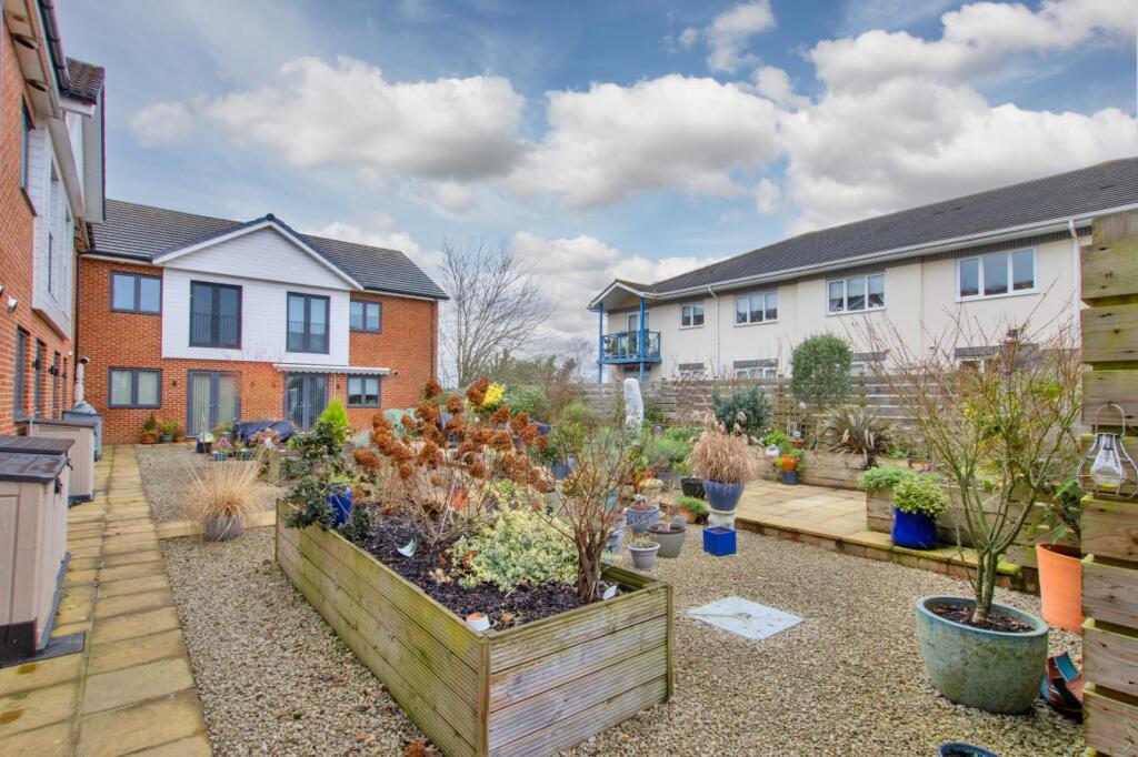 Additional property image - Bramblefield Close, Longfield, Kent, DA3