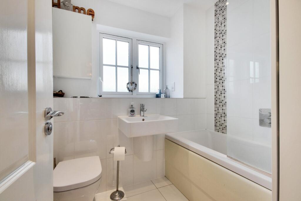Additional property image - Lambert Mews, Southfleet, Gravesend, Kent, DA13