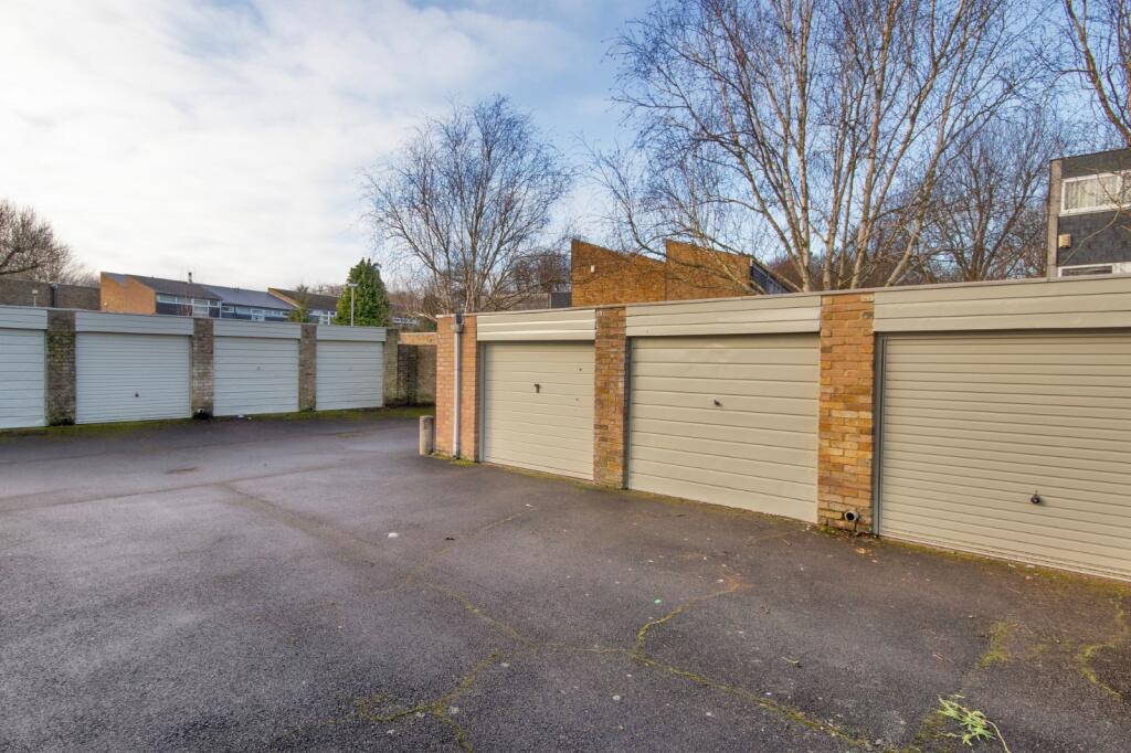 Additional property image - Punch Croft, New Ash Green, Longfield, Kent, DA3