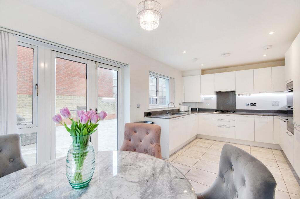 Additional property image - Portbridge Gardens, Alkerden, Ebbsfleet Valley, Swanscombe, DA10