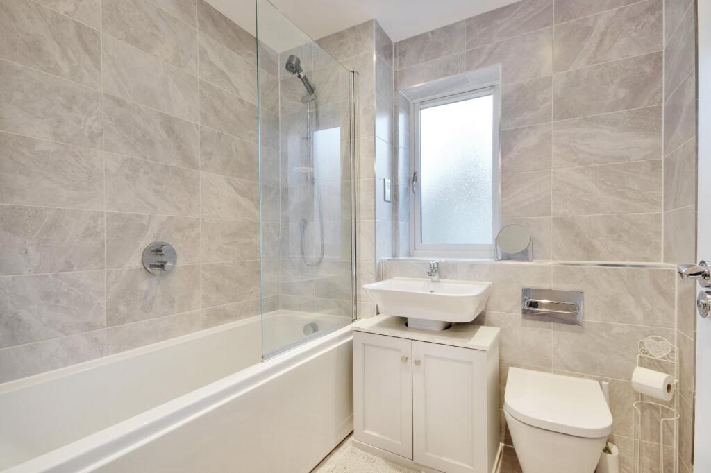 Additional property image - Portbridge Gardens, Alkerden, Ebbsfleet Valley, Swanscombe, DA10