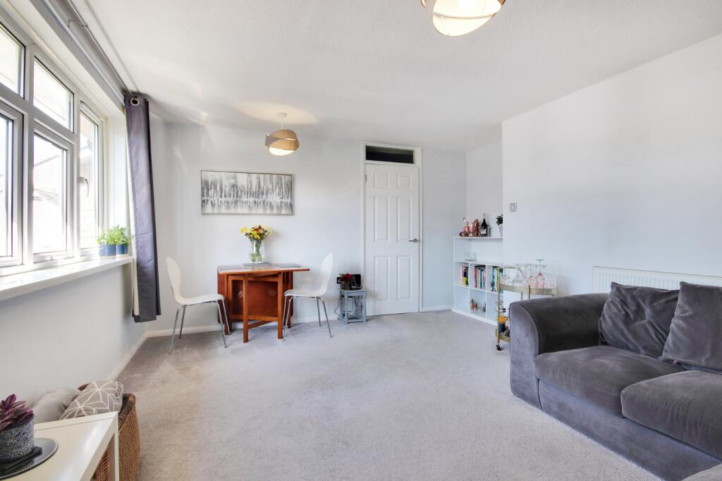 Additional property image - Red Street, Southfleet, Gravesend, Kent, DA13