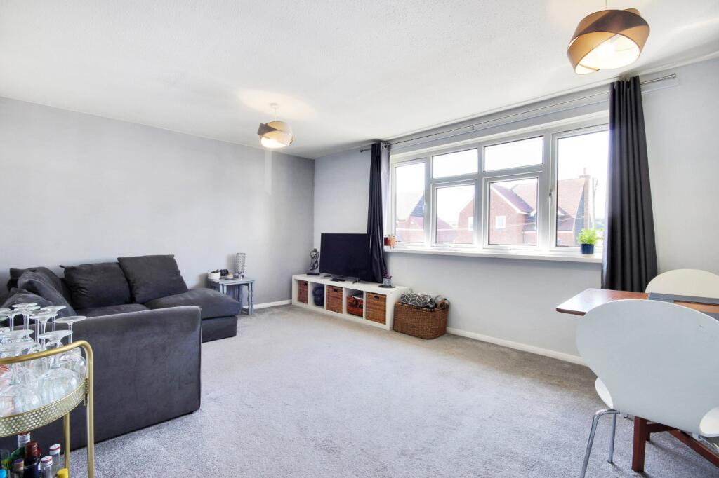 Additional property image - Red Street, Southfleet, Gravesend, Kent, DA13