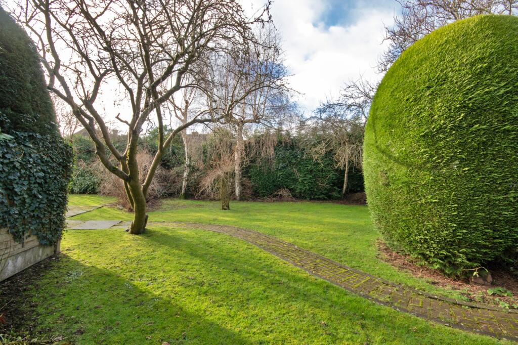 Additional property image - Norwood Lane, Meopham, Gravesend, Kent, DA13