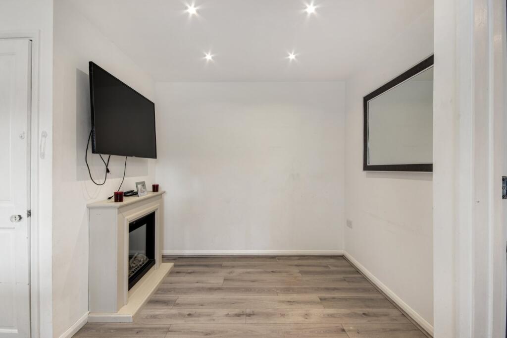 Additional property image - Riverview Road, Greenhithe, Kent, DA9