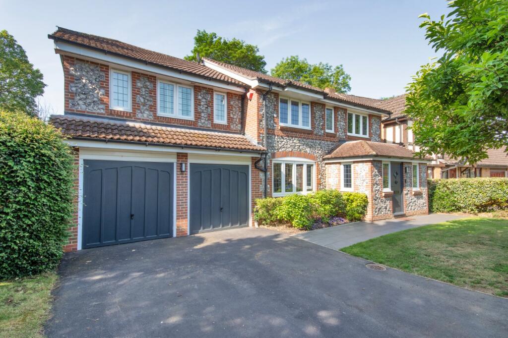 Main image of property: The Maples, Longfield, Kent, DA3