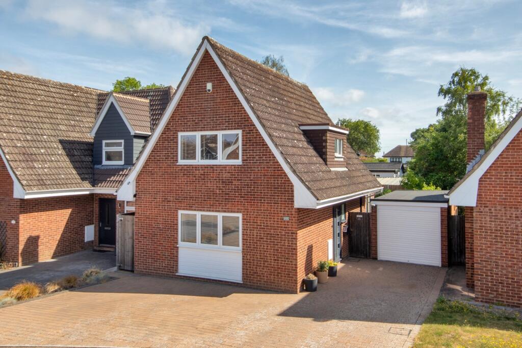 Main image of property: Kingsingfield Close, West Kingsdown, Sevenoaks, Kent, TN15