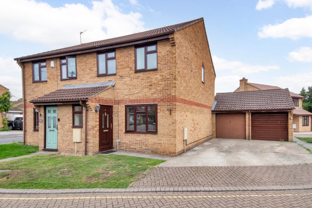 Main image of property: Argles Close, Greenhithe, Kent, DA9