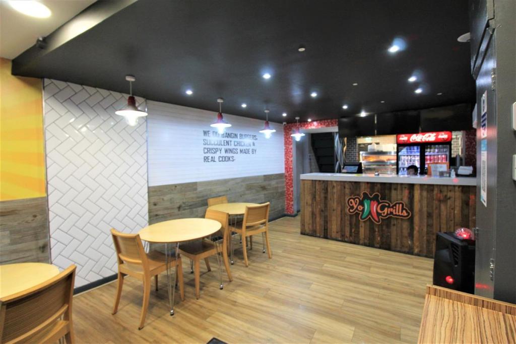 Restaurant for rent in Broadway, Grays, RM17