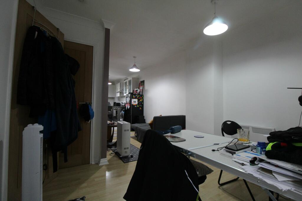 1 bedroom apartment for sale in Queensgate Centre, Orsett Road, Grays, RM17
