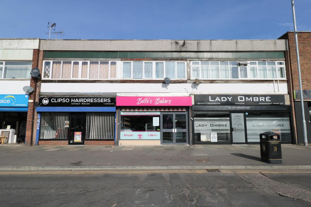 Shop for sale in Calcutta Road, Tilbury, RM18