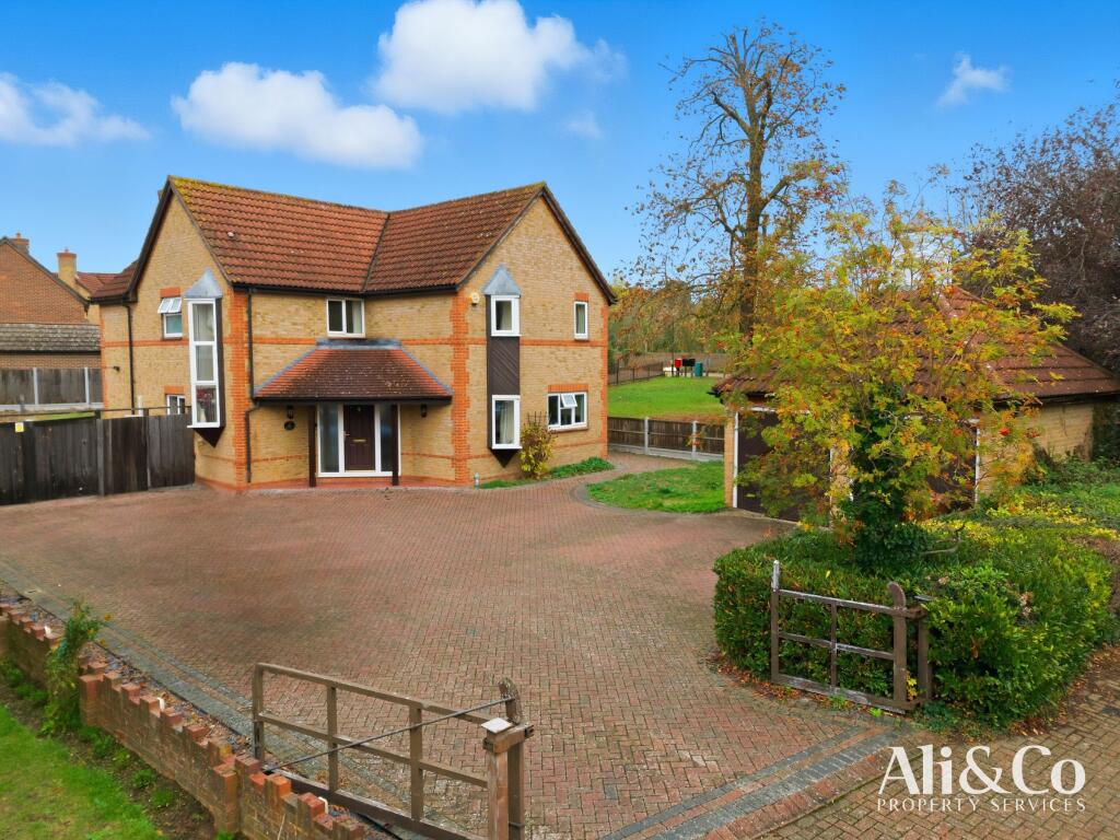 Main image of property: Moss Bank, Grays