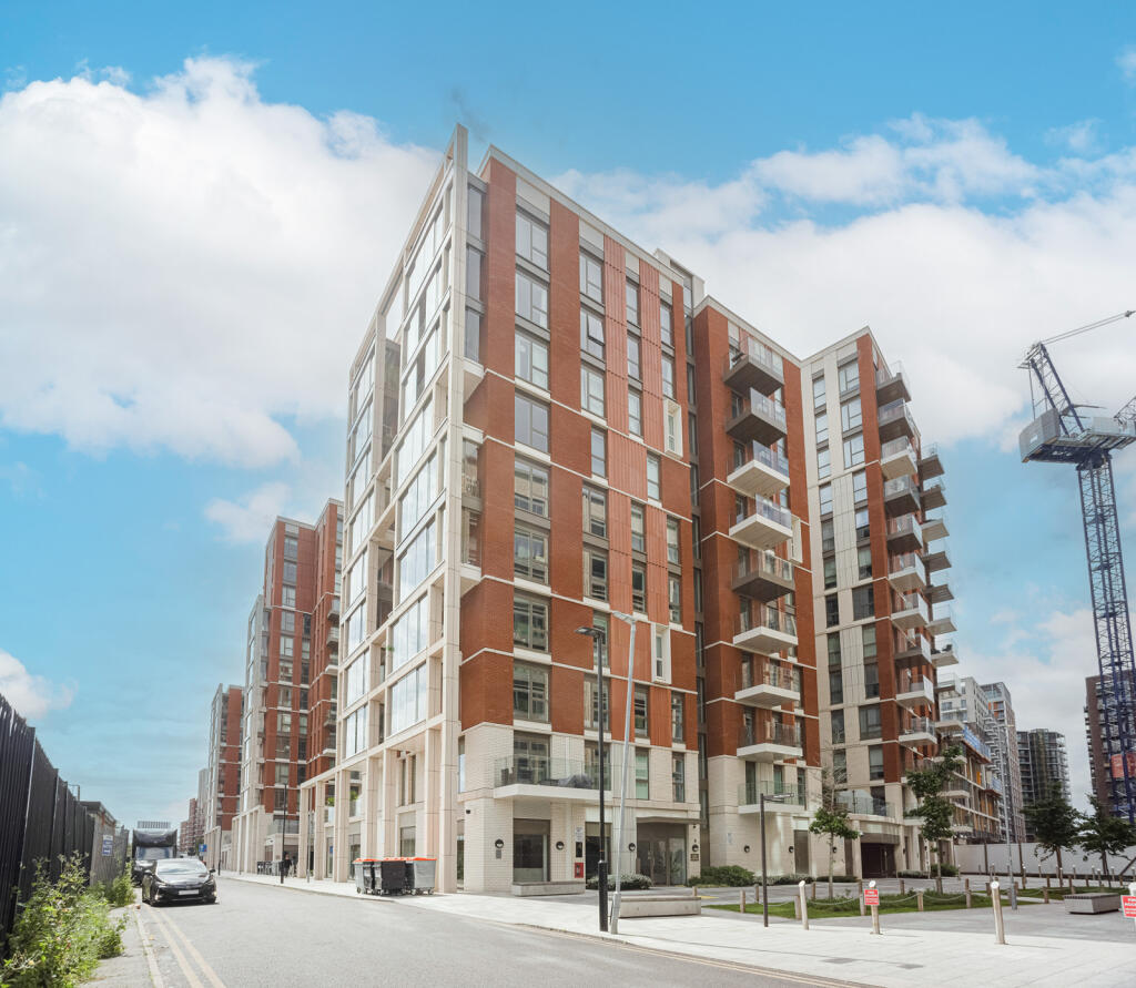 2 bedroom apartment for sale in Malthouse Road, Nine Elms, SW11
