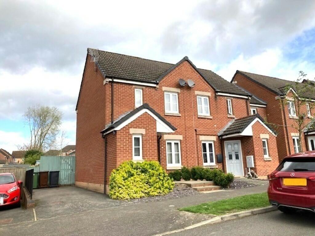 2 bedroom end of terrace house for rent in Manrico Drive, Lincoln, LN1